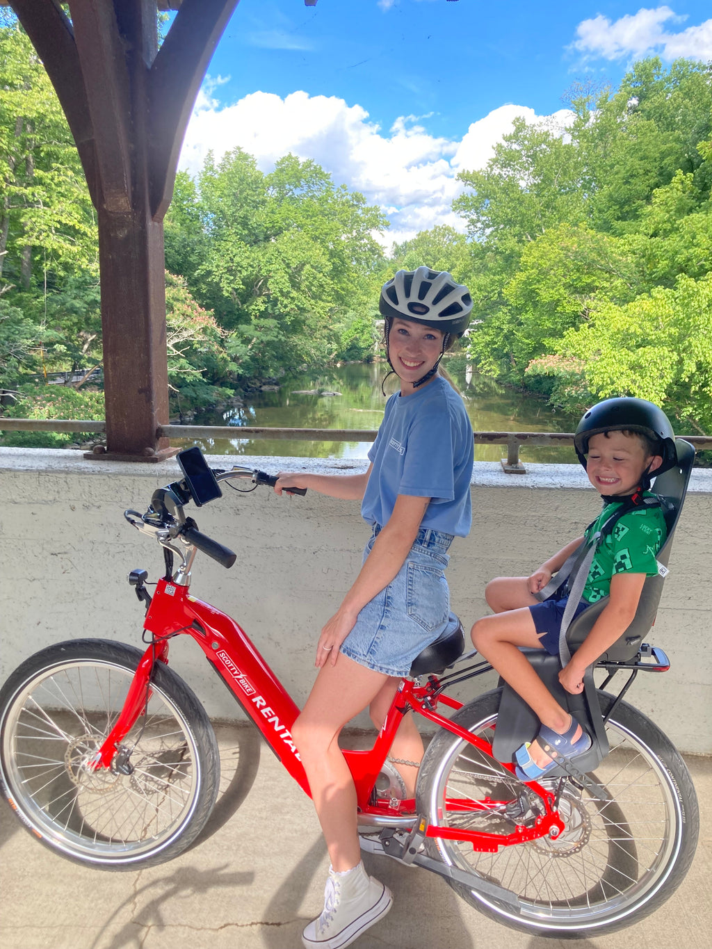 Child Seat Rental and Helmet (Tax Included)-Townsend